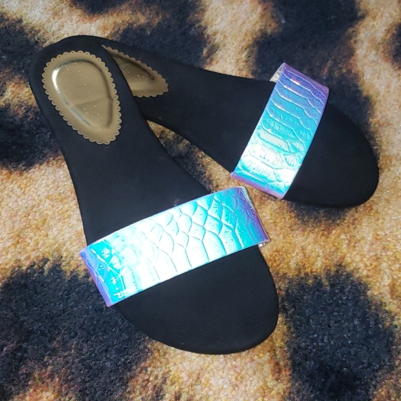 Dolls Kill Shoes - FREE⭐Holographic Flats